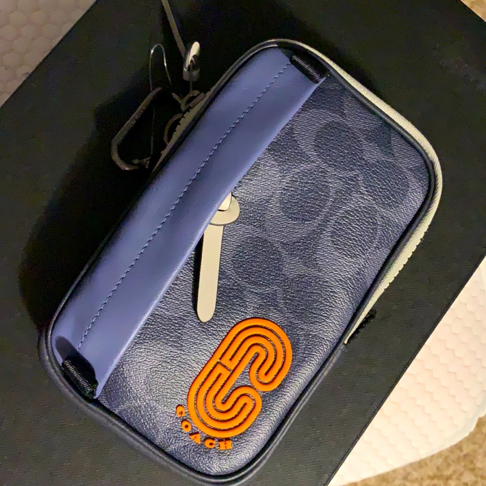 Coach Small Cellphone or Pouch (Brand New)